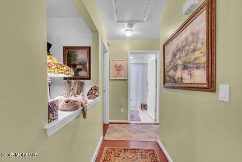 8 Schoolhouse Lane Lakewood NJ 08701