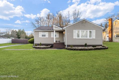 13 Sanford Street Manalapan NJ 07726