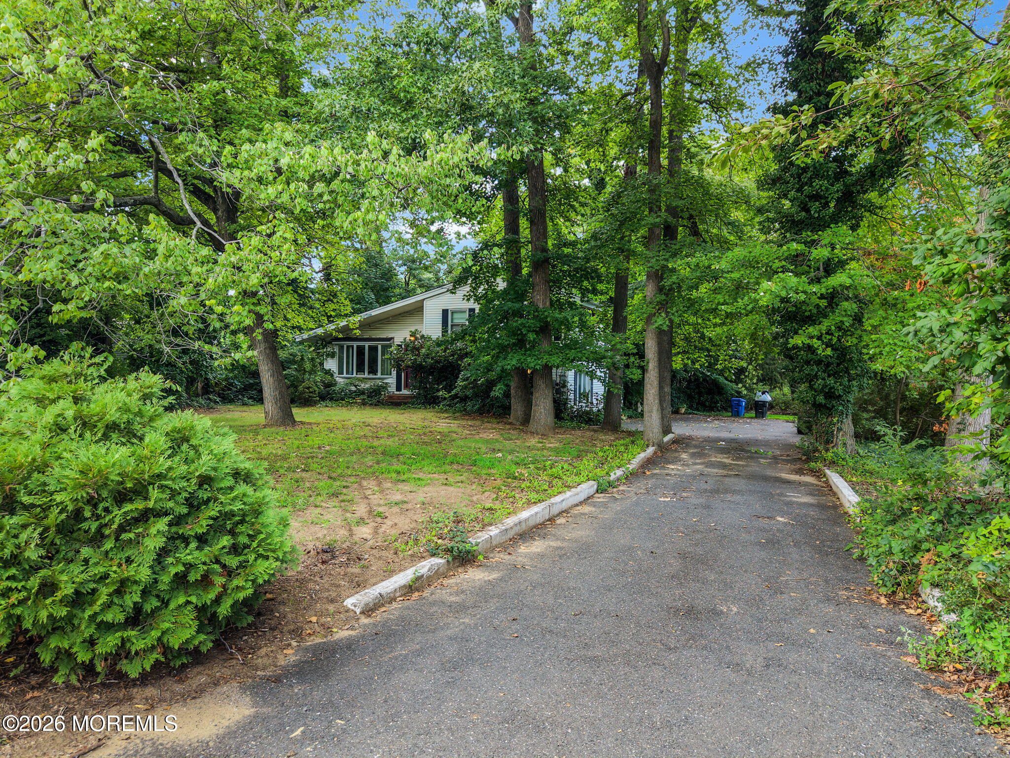 390 Church Street Belford NJ 07718