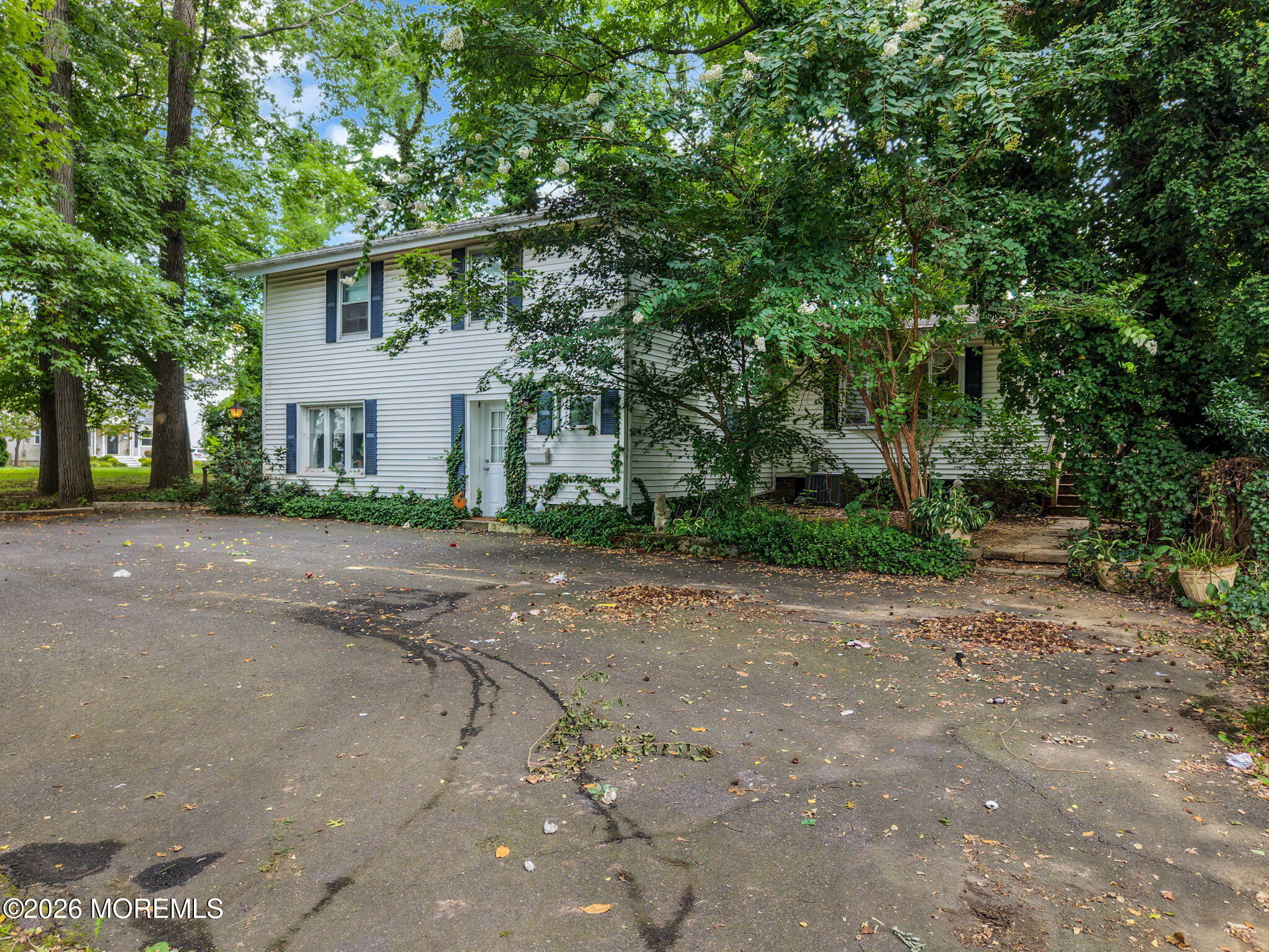 390 Church Street Belford NJ 07718