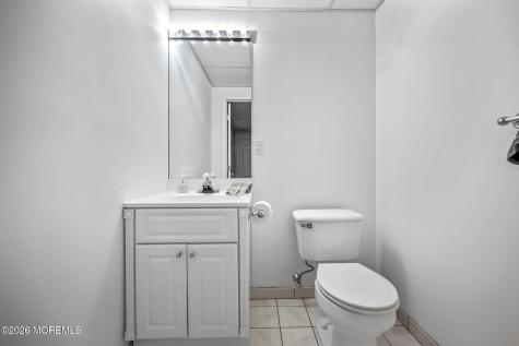 6 Candeub Court Manalapan NJ 07726
