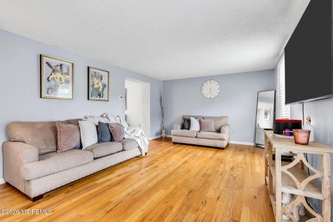 22 Compass Lane Barnegat NJ 08005