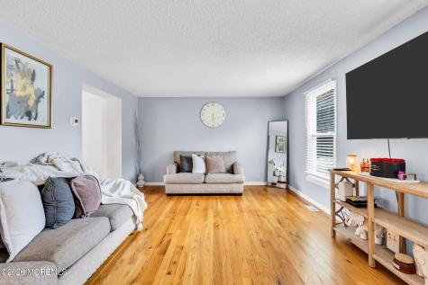 22 Compass Lane Barnegat NJ 08005