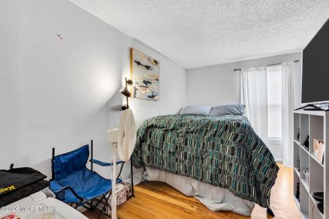 22 Compass Lane Barnegat NJ 08005