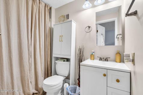 22 Compass Lane Barnegat NJ 08005
