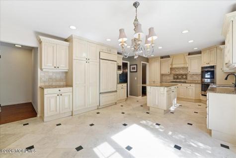 11 Woodside Drive Rumson NJ 07760