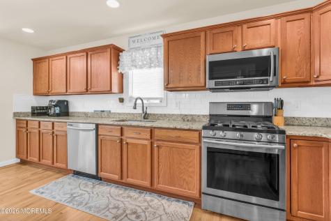 108 Bark Road Manahawkin NJ 08050