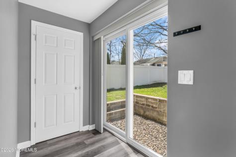 108 Bark Road Manahawkin NJ 08050