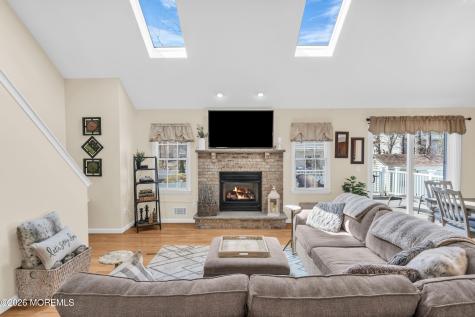 108 Bark Road Manahawkin NJ 08050