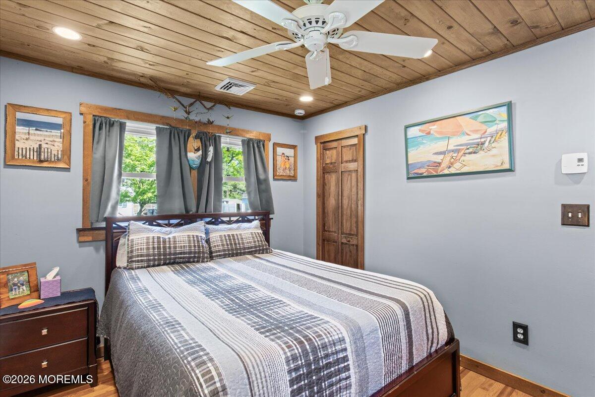 15 Sands Point Drive Toms River NJ 08755