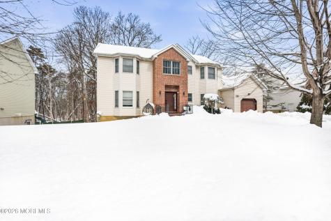 43 Arosa Hill Lakewood NJ 08701