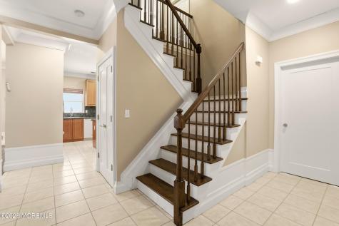 43 Arosa Hill Lakewood NJ 08701