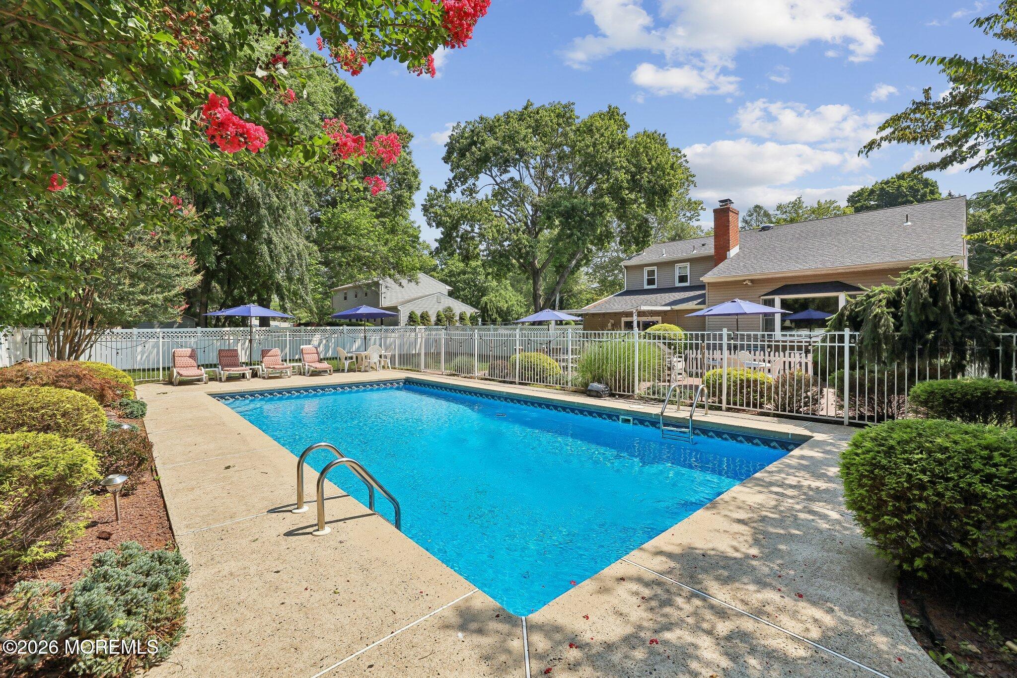 6 Murfield Drive Lincroft NJ 07738