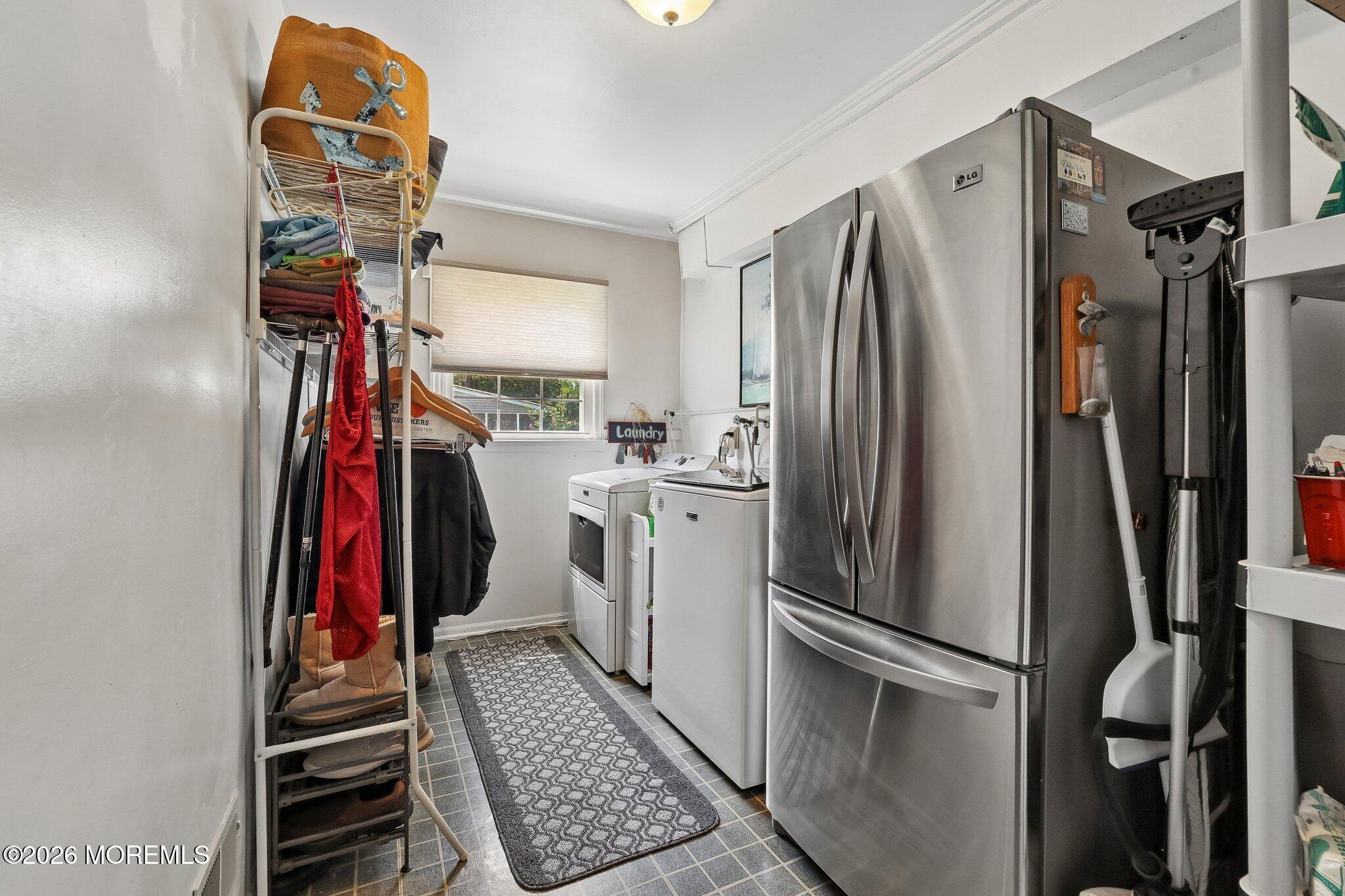 6 Murfield Drive Lincroft NJ 07738