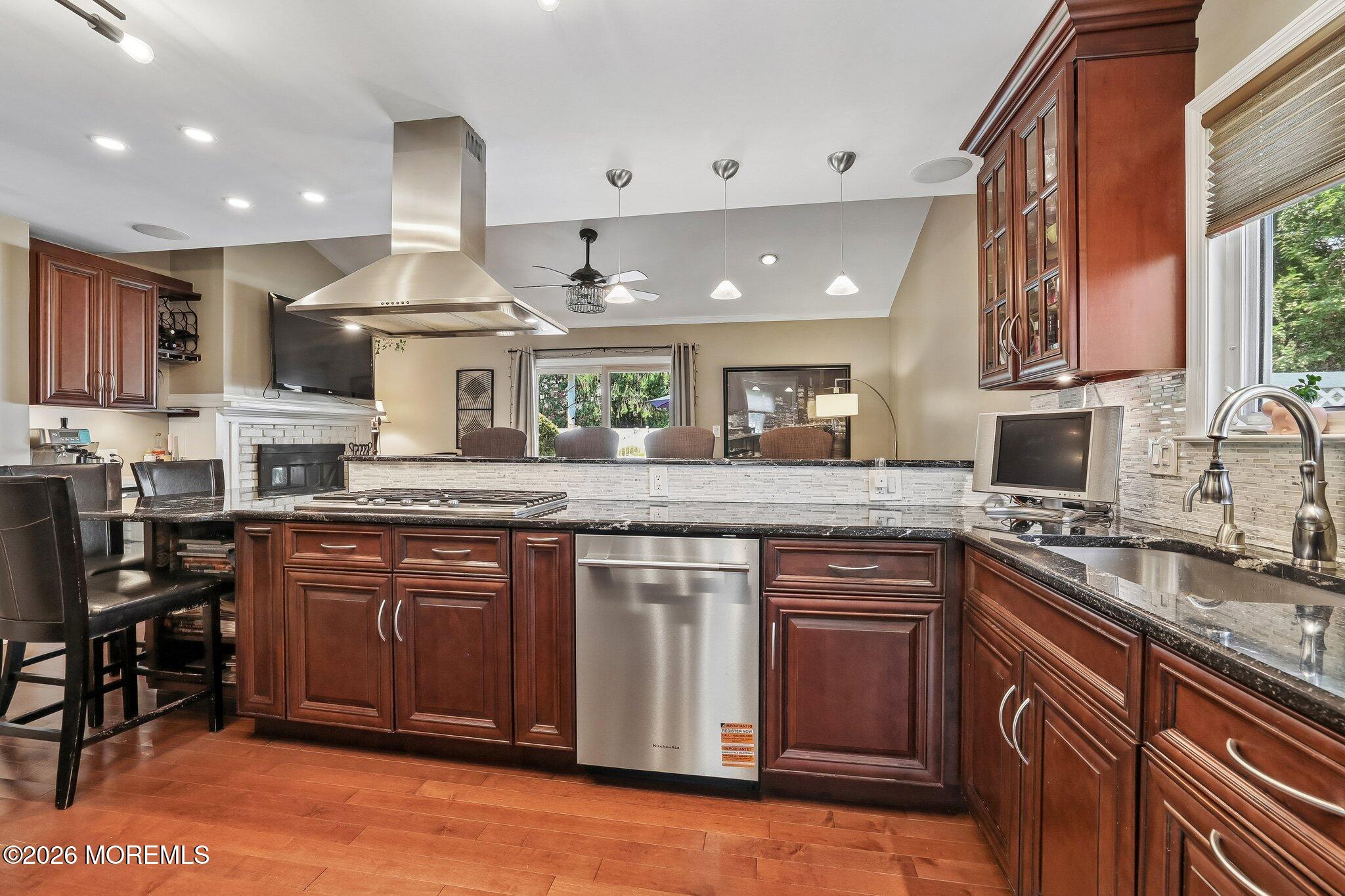 6 Murfield Drive Lincroft NJ 07738