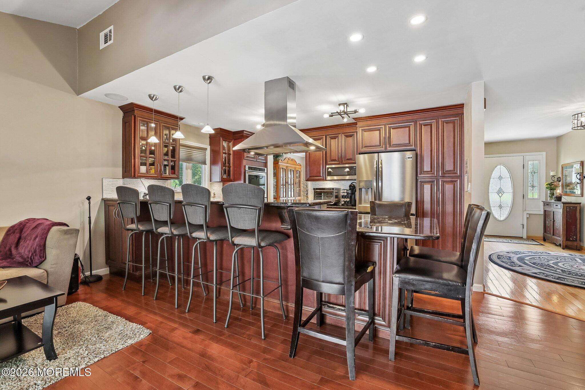 6 Murfield Drive Lincroft NJ 07738