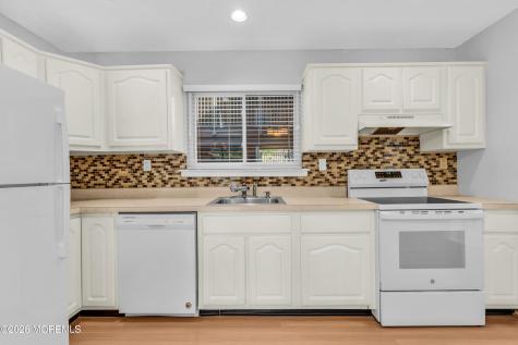 5 Eastport Court Red Bank NJ 07701