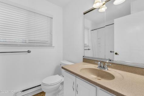 5 Eastport Court Red Bank NJ 07701