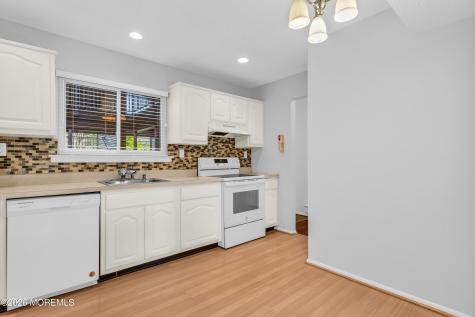 5 Eastport Court Red Bank NJ 07701