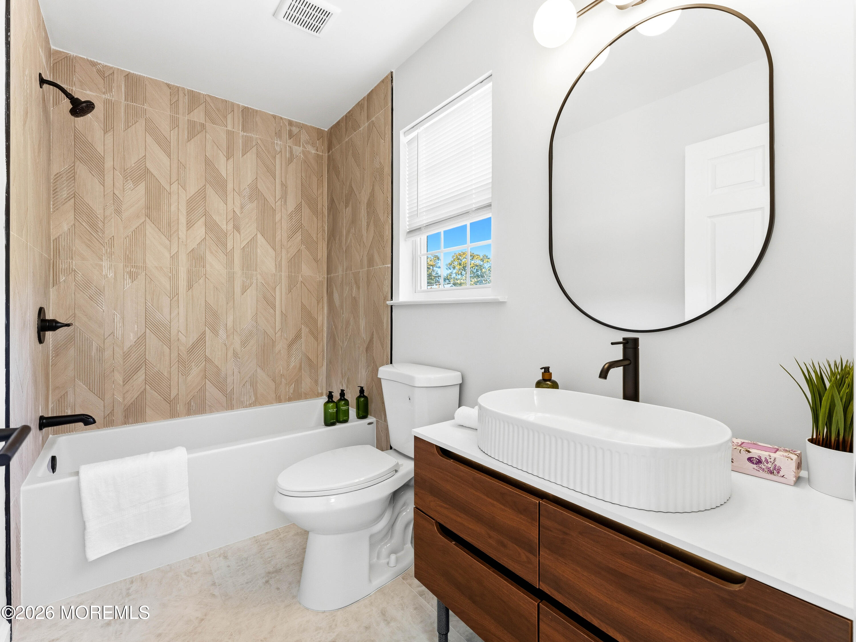 579 Coral Lane Manahawkin NJ 08050