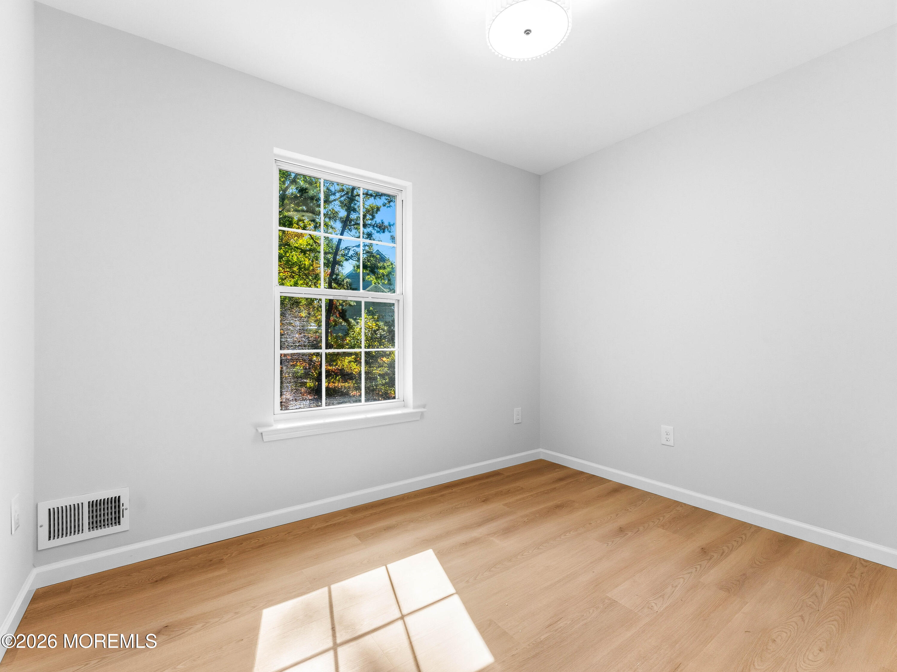 579 Coral Lane Manahawkin NJ 08050
