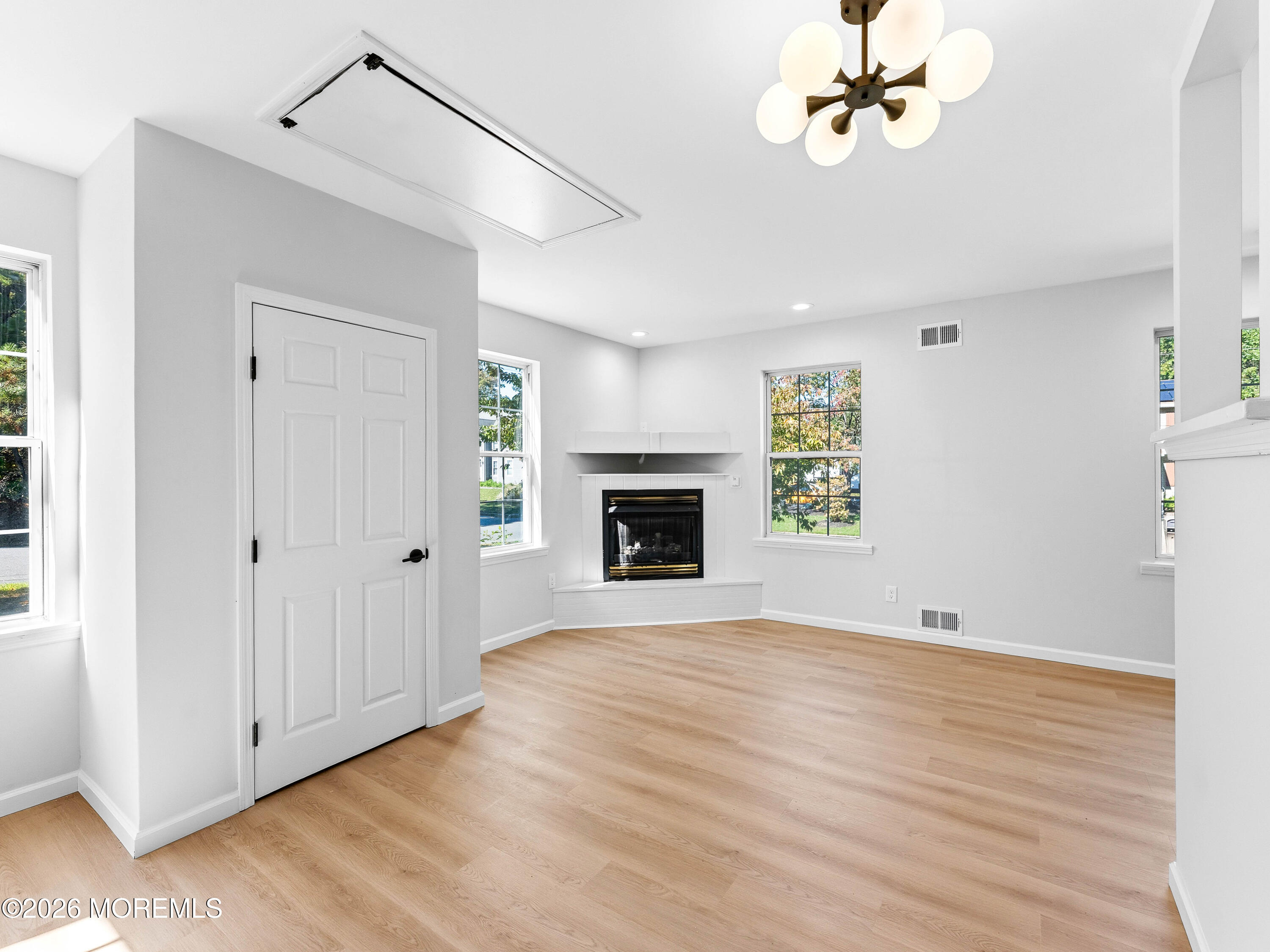 579 Coral Lane Manahawkin NJ 08050