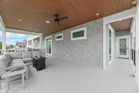 18 Mea Lane Long Beach Twp NJ 08008