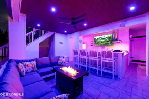 18 Mea Lane Long Beach Twp NJ 08008