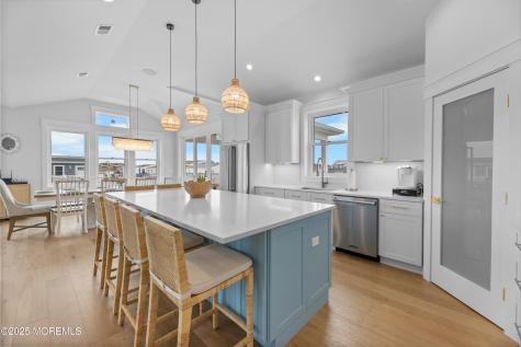 18 Mea Lane Long Beach Twp NJ 08008