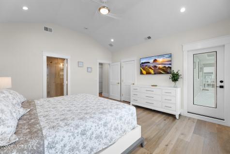 18 Mea Lane Long Beach Twp NJ 08008
