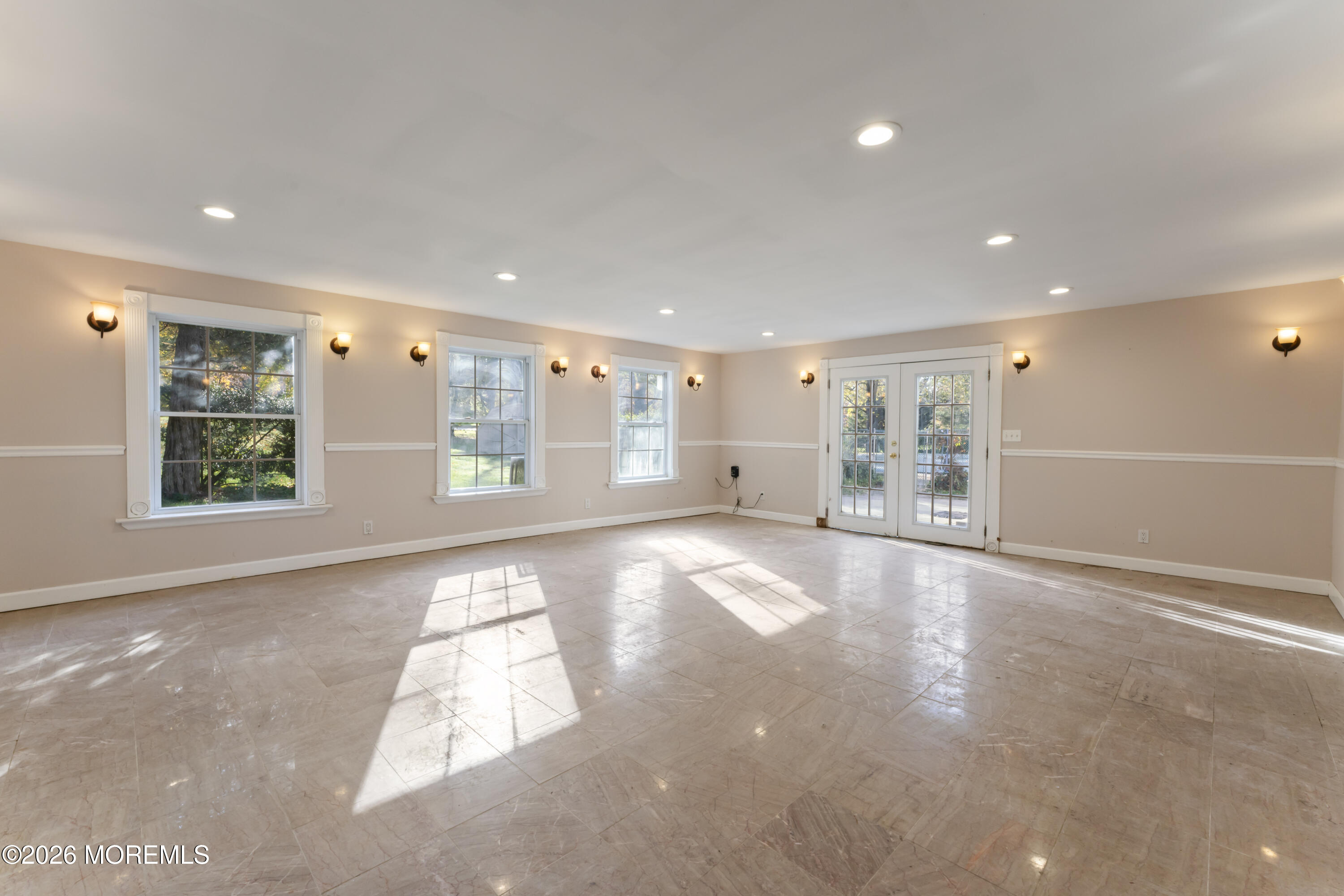 2 Sweet Briar Lane Holmdel NJ 07733