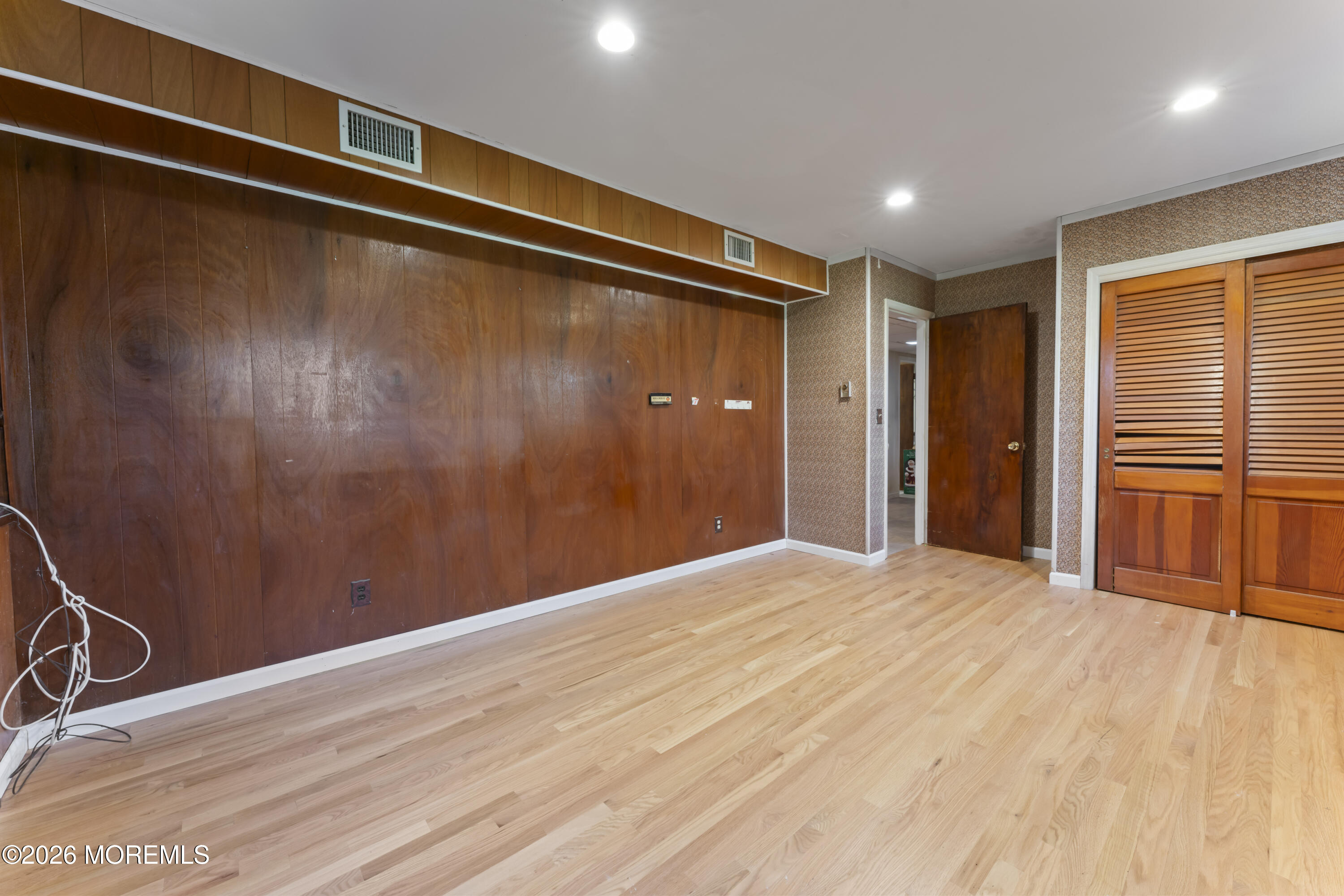 2 Sweet Briar Lane Holmdel NJ 07733
