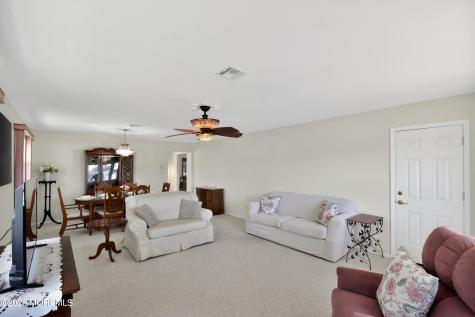 17 Corinth Place Toms River NJ 08757