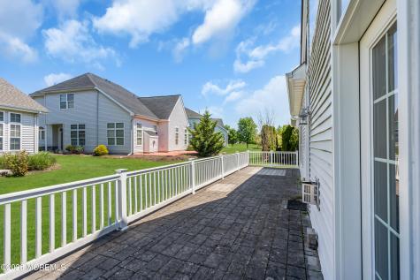 52 Plymouth Way Barnegat NJ 08005