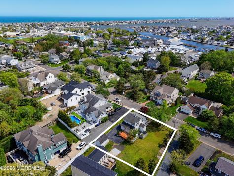 715 Howe Street Point Pleasant NJ 08742