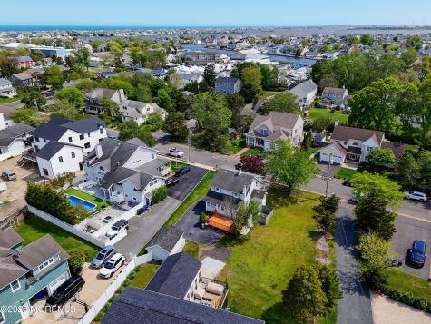 715 Howe Street Point Pleasant NJ 08742