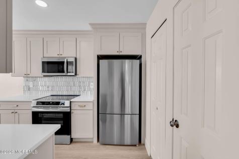 136 Longwood Drive Manahawkin NJ 08050