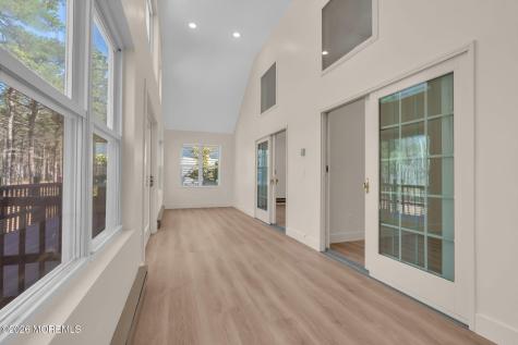 136 Longwood Drive Manahawkin NJ 08050