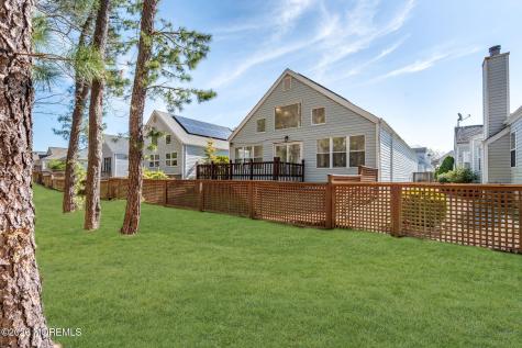 136 Longwood Drive Manahawkin NJ 08050