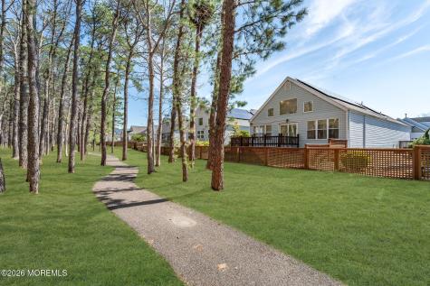 136 Longwood Drive Manahawkin NJ 08050