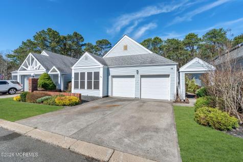 136 Longwood Drive Manahawkin NJ 08050