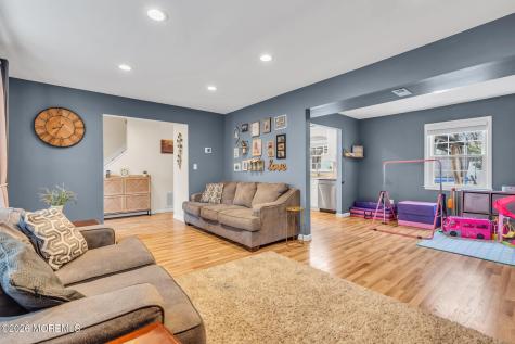 24 Eric Drive Howell NJ 07731