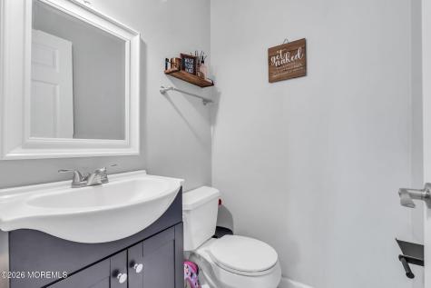 24 Eric Drive Howell NJ 07731
