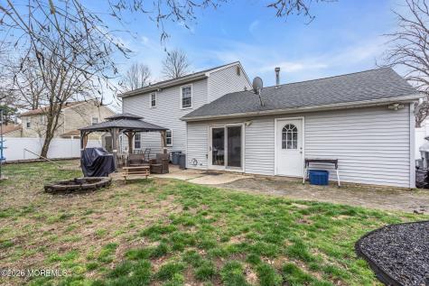 24 Eric Drive Howell NJ 07731