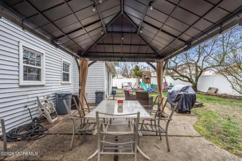 24 Eric Drive Howell NJ 07731
