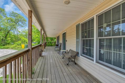 1476 E Spruce Street Lakewood NJ 08701