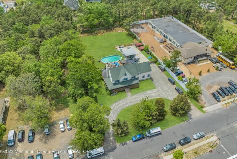 1476 E Spruce Street Lakewood NJ 08701