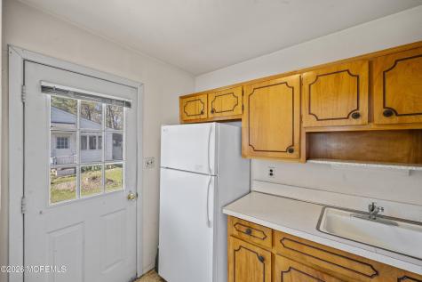 17 Michigan Avenue Whiting NJ 08759