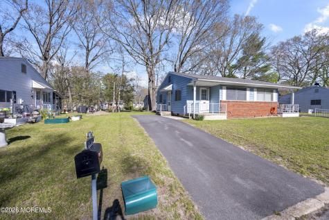 17 Michigan Avenue Whiting NJ 08759