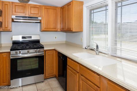 25 Hart Street Hazlet NJ 07734